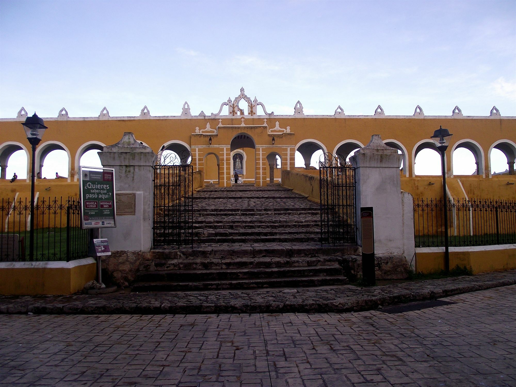 Hotel Hacienda De Исамаль Экстерьер фото